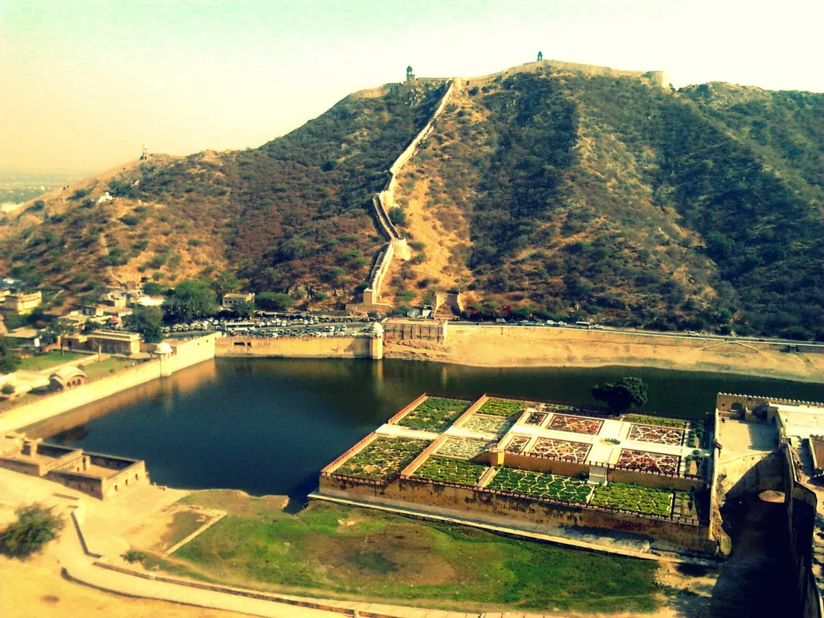 Maota Lake below Amber Fort